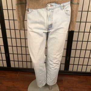Levi’s white washed 550 relaxed fit 12s / 32